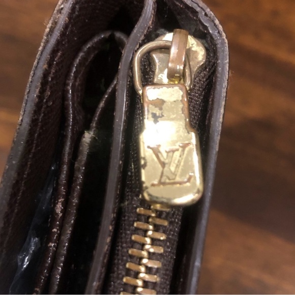 LOUIS VUITTON Damier Ebene Compact Bifold Wallet CA1011 Spain - Picture 16 of 17